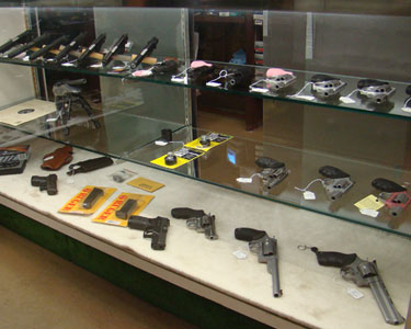 big hand guns